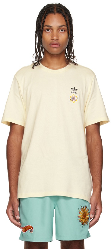 Photo: adidas Originals Off-White Sean Wotherspoon & Hot Wheels Edition Graphic T-Shirt
