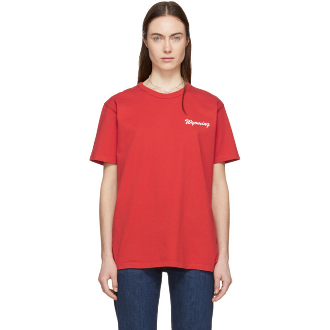 Photo: Bianca Chandon Red Wyoming T-Shirt