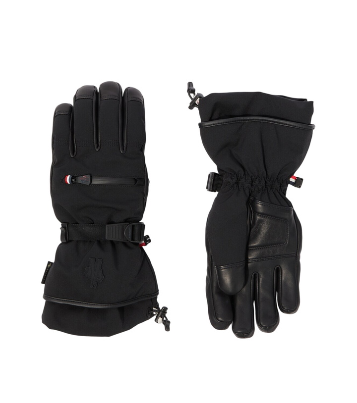 Photo: Moncler Grenoble Leather-trimmed ski gloves