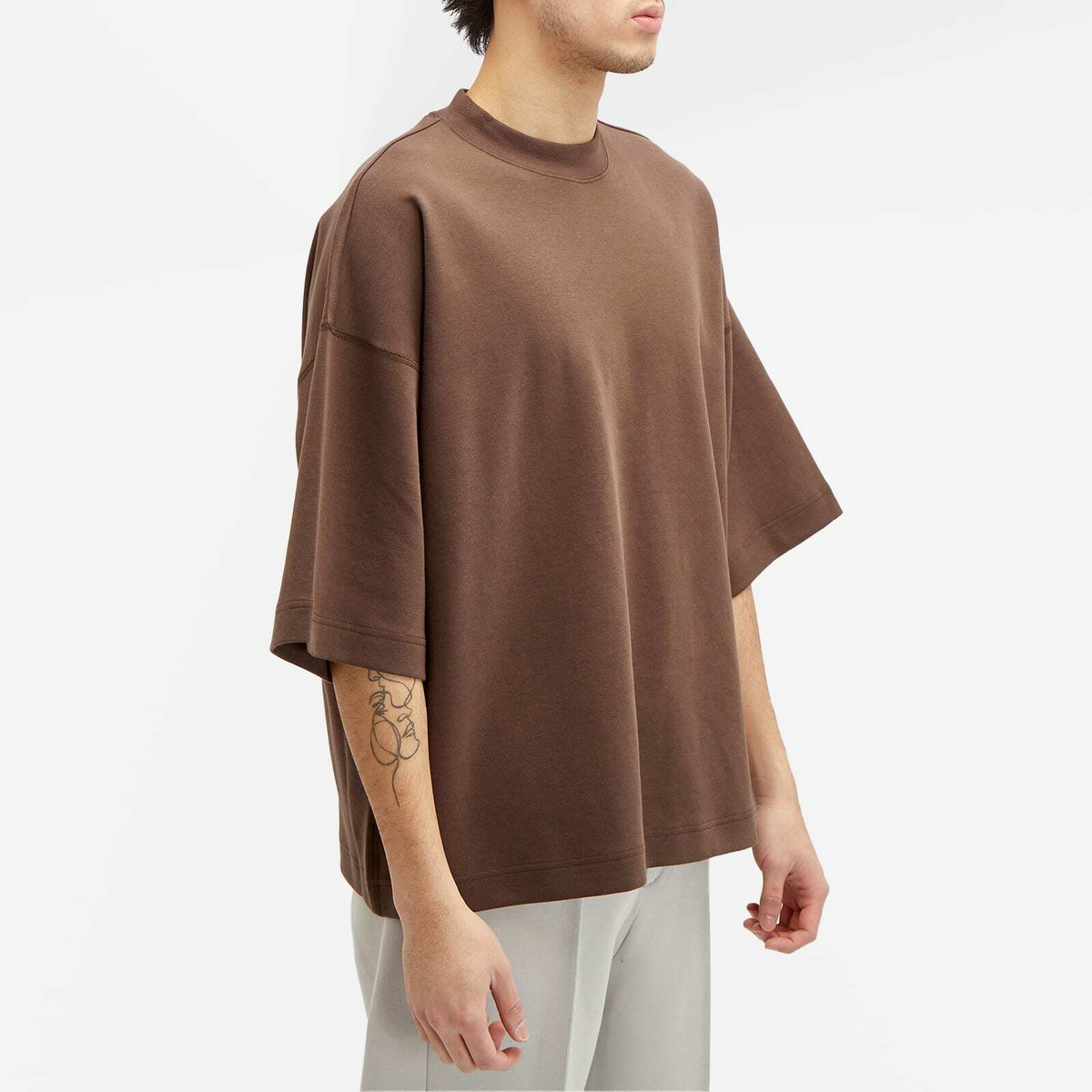 Nike Men's Tech Fleece Short Sleeve T-shirt in Baroque Brown