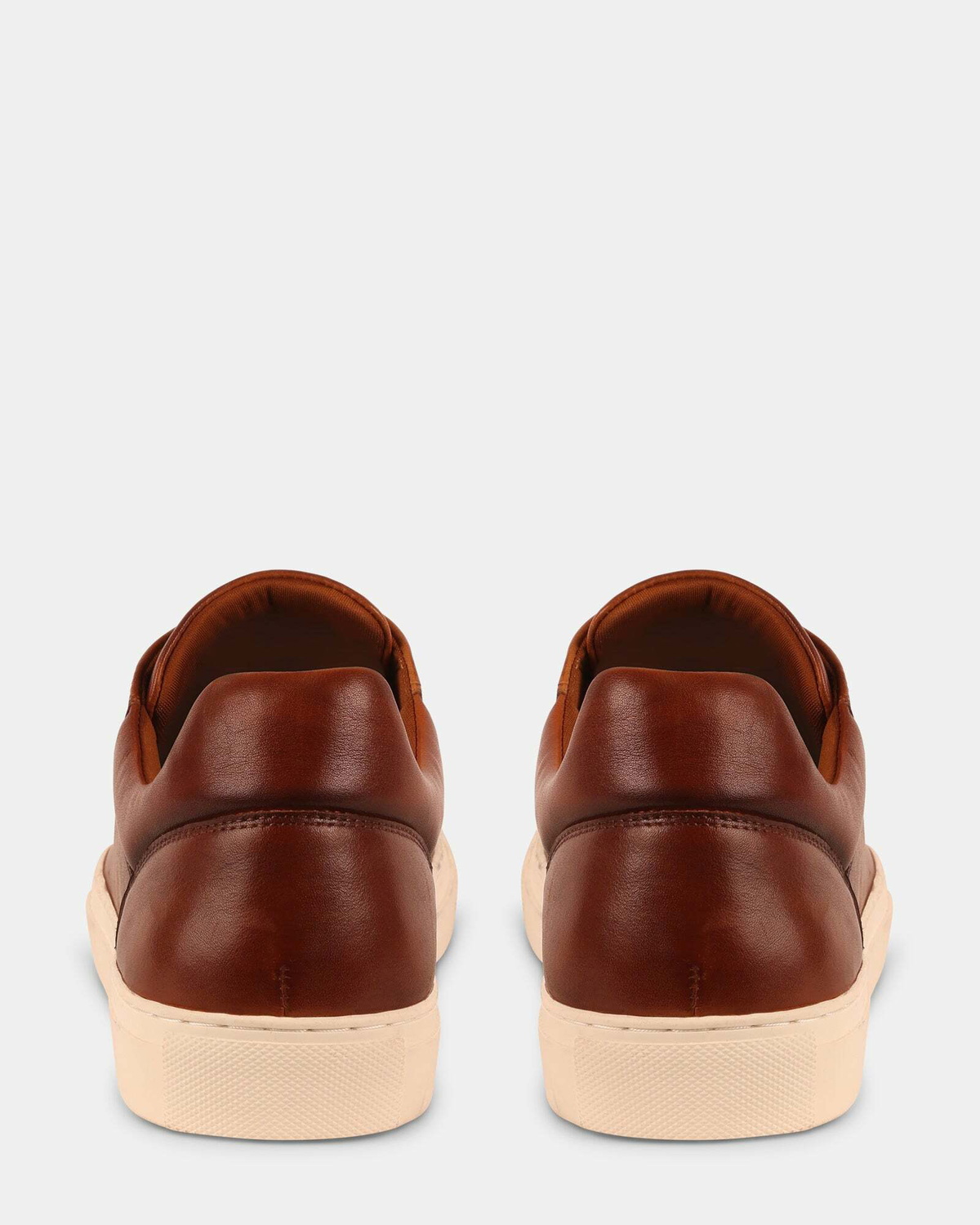 Steve Madden Trey Sneakers in Tan
