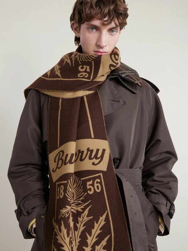 Photo: Burberry - Logo-Jacquard Fringed Wool Scarf
