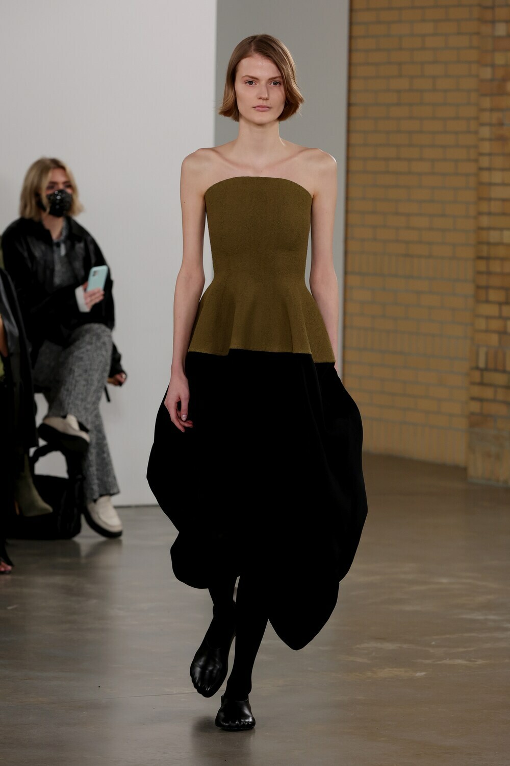 women's low rise black dress pants All Things Golden - The Linen Low Rise Pant - Black