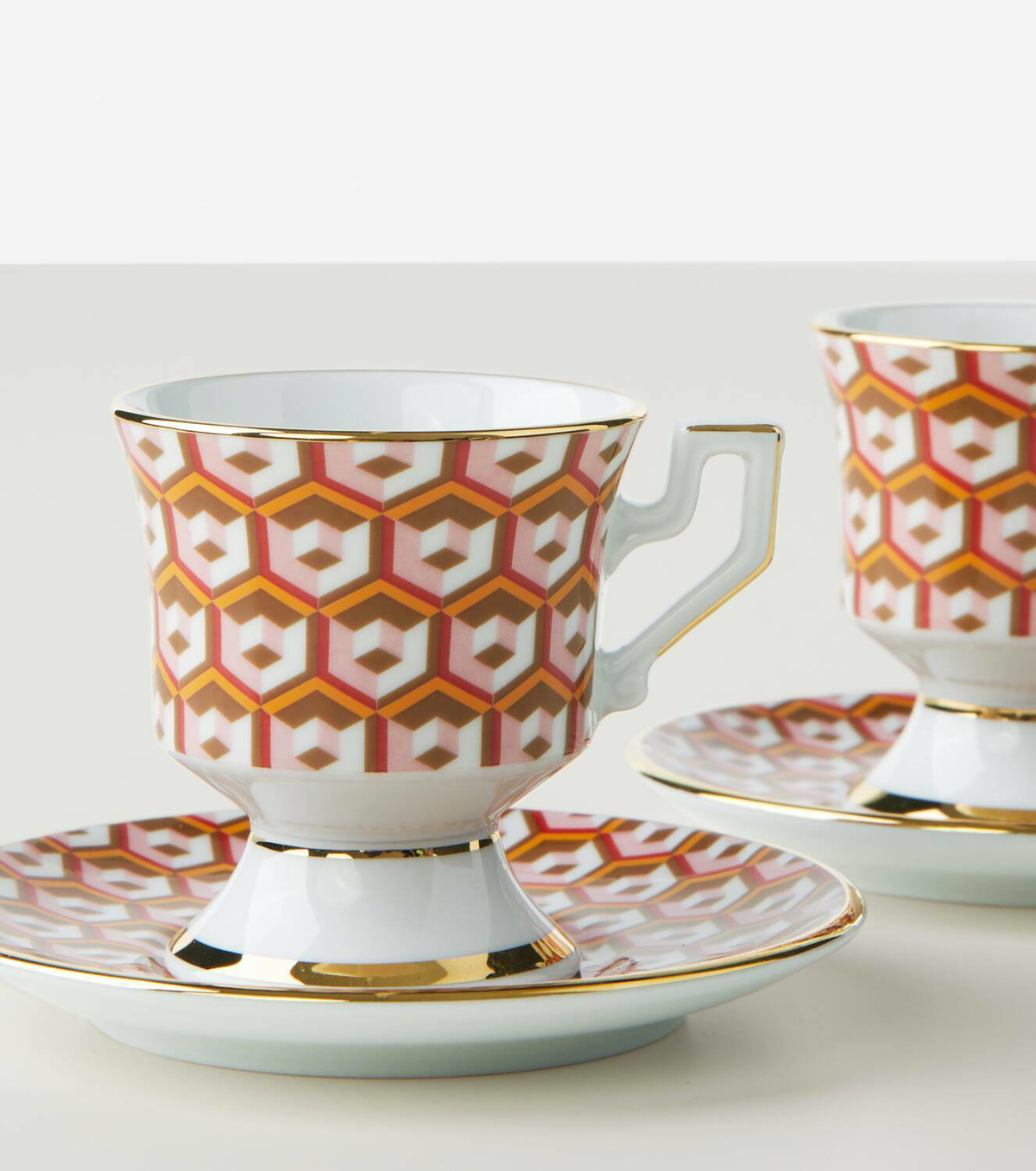 La DoubleJ Cubi Oro set of 2 espresso cups and saucers