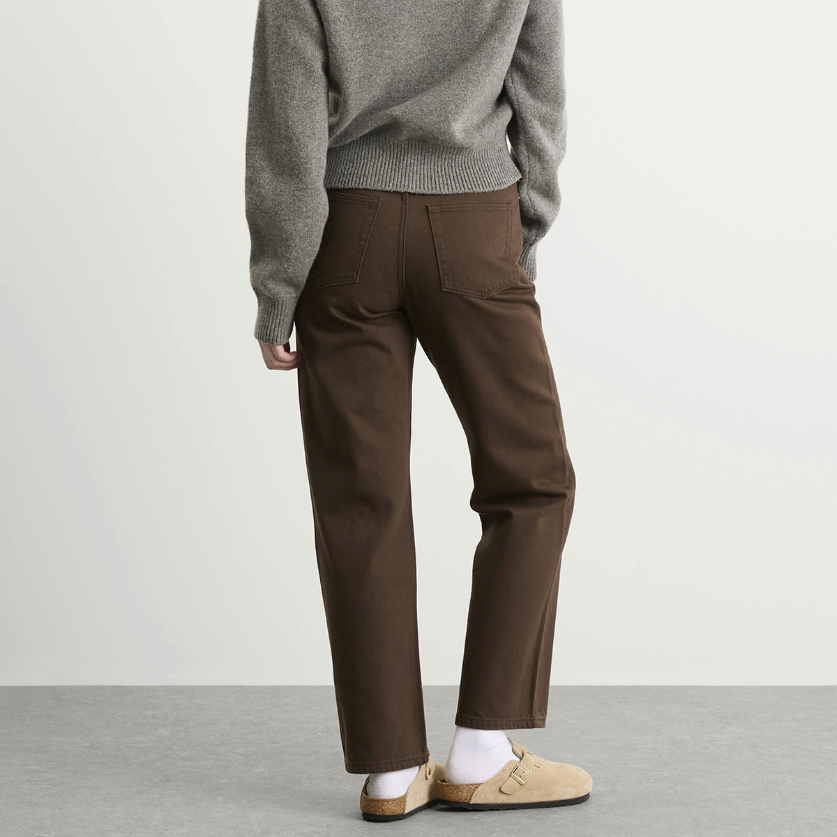 DUNST Women's Essential Straight Leg Jeans in Brown