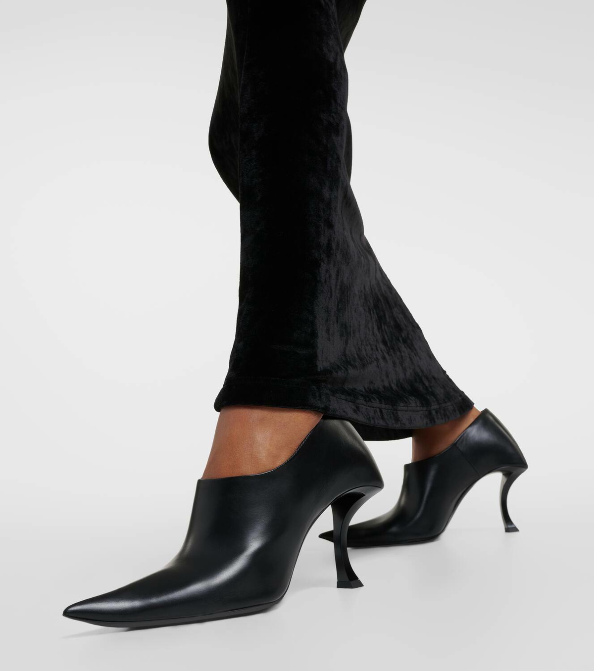 Balenciaga Hourglass leather pumps Balenciaga