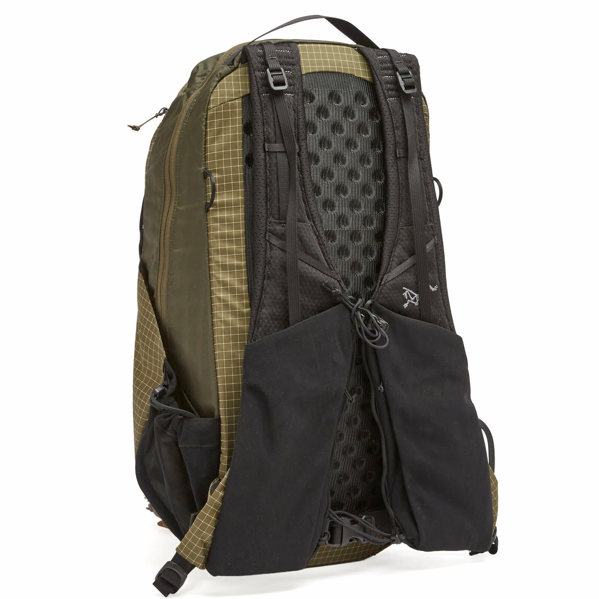 Arc'teryx Aerios 18 Backpack tatsu ④ Amazon.com: Arc'teryx Aerios 18 Backpack | Ultralight 18L