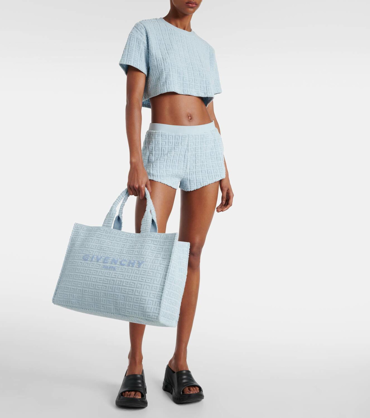 トートバッグ GIVENCHY Plage medium capsule 'G-Tote' shopping bag Givenchy La Plage Medium G-Tote Bag in Raffia | Saks Fifth