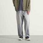 BEAMS Men's Wide Pleated Taper Denim Jeans in Grey