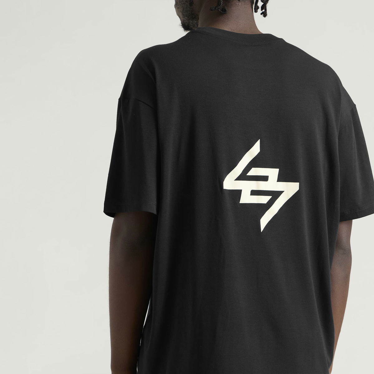 Represent 247 Men's Dna T-Shirt in Jet Black