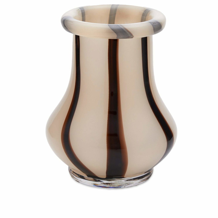 Photo: ferm LIVING Riban Vase - H19 in Cream 