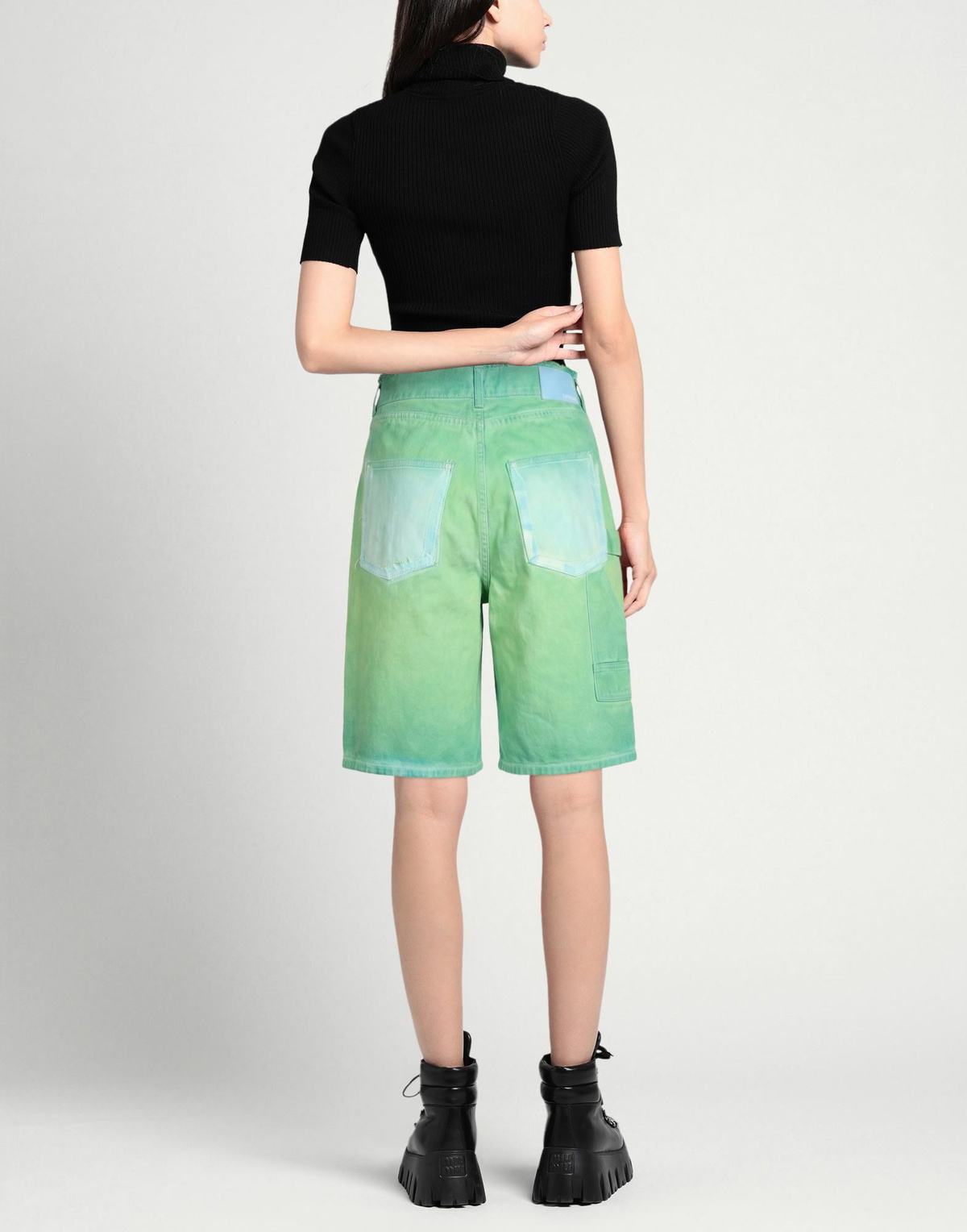3.paradis Womens Denim shorts in Green