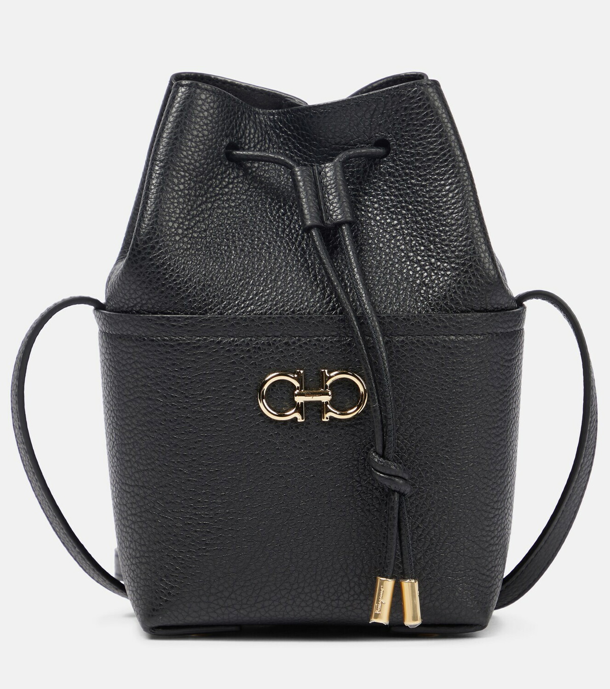 【SALVATORE FERRAGAMO】GANCINI BUCKET BAG NWT NEW Salvatore Ferragamo Gancini black leather crossbody