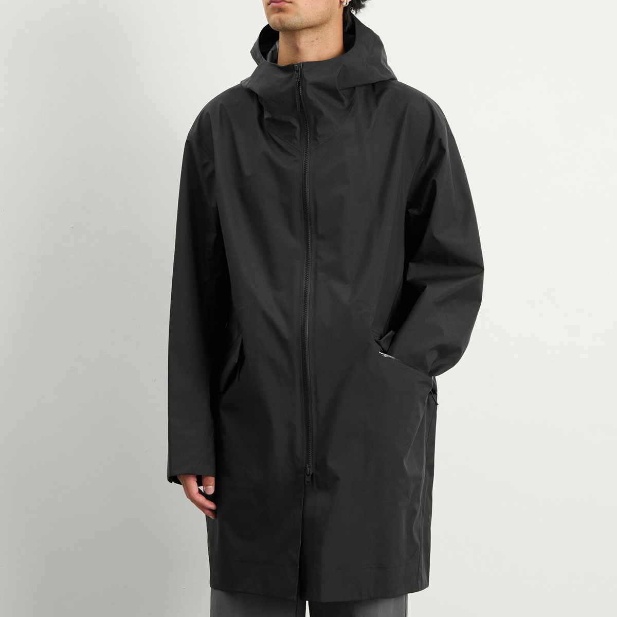Arc'teryx Veilance Men's Monitor Coat in Black