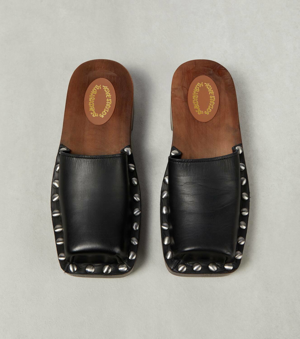 送料込/関税込■Acne Studios■Leather clogs Acne Studios Women's' Leather Wood Clogs in Black | LN-CC®