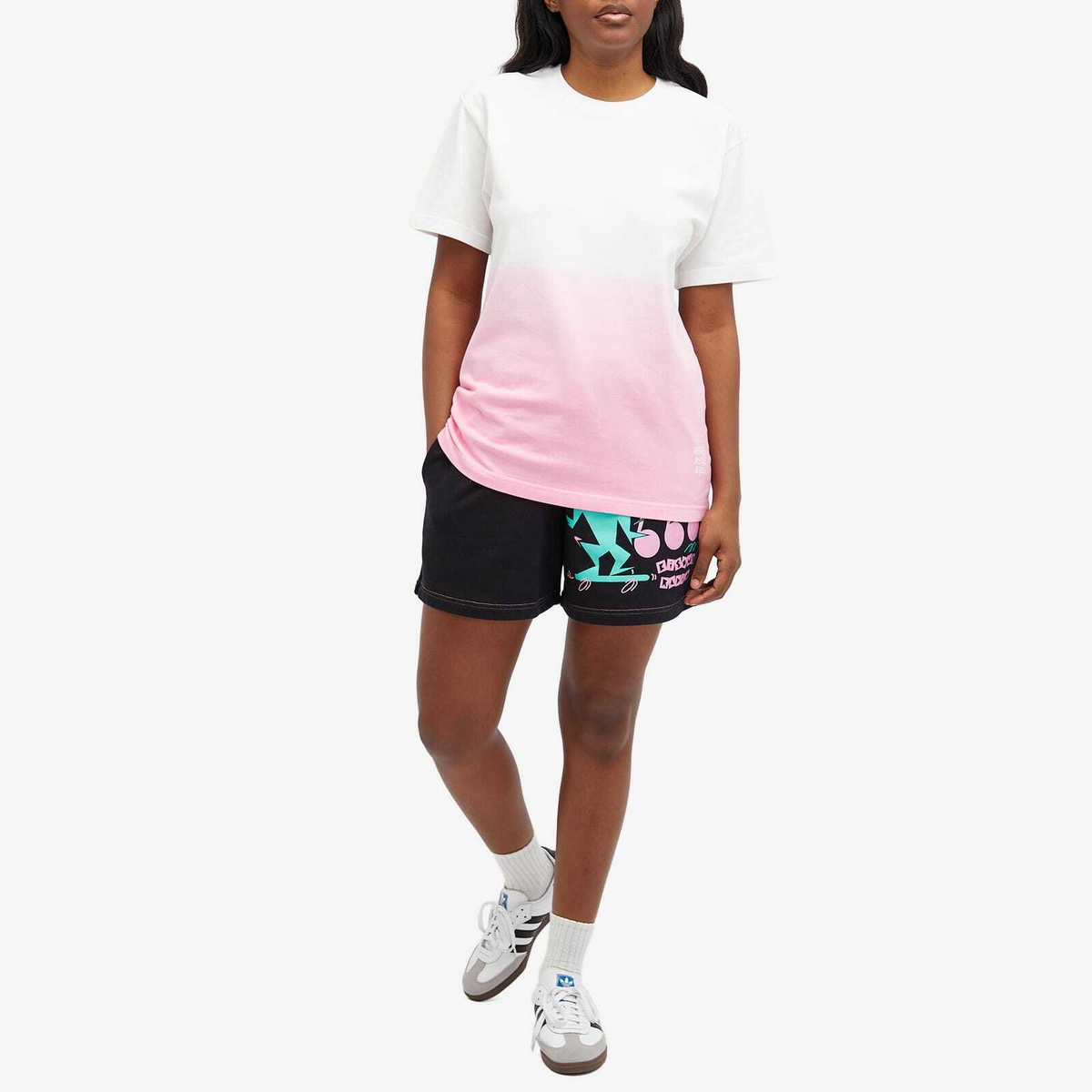 Bisous Skateboards Women's Sonics T-Shirt in Tie Die