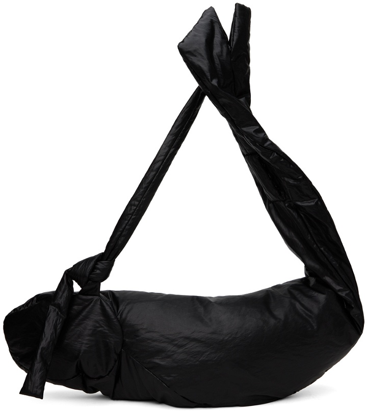 Photo: CARNET-ARCHIVE Black Moulda Arm Bag