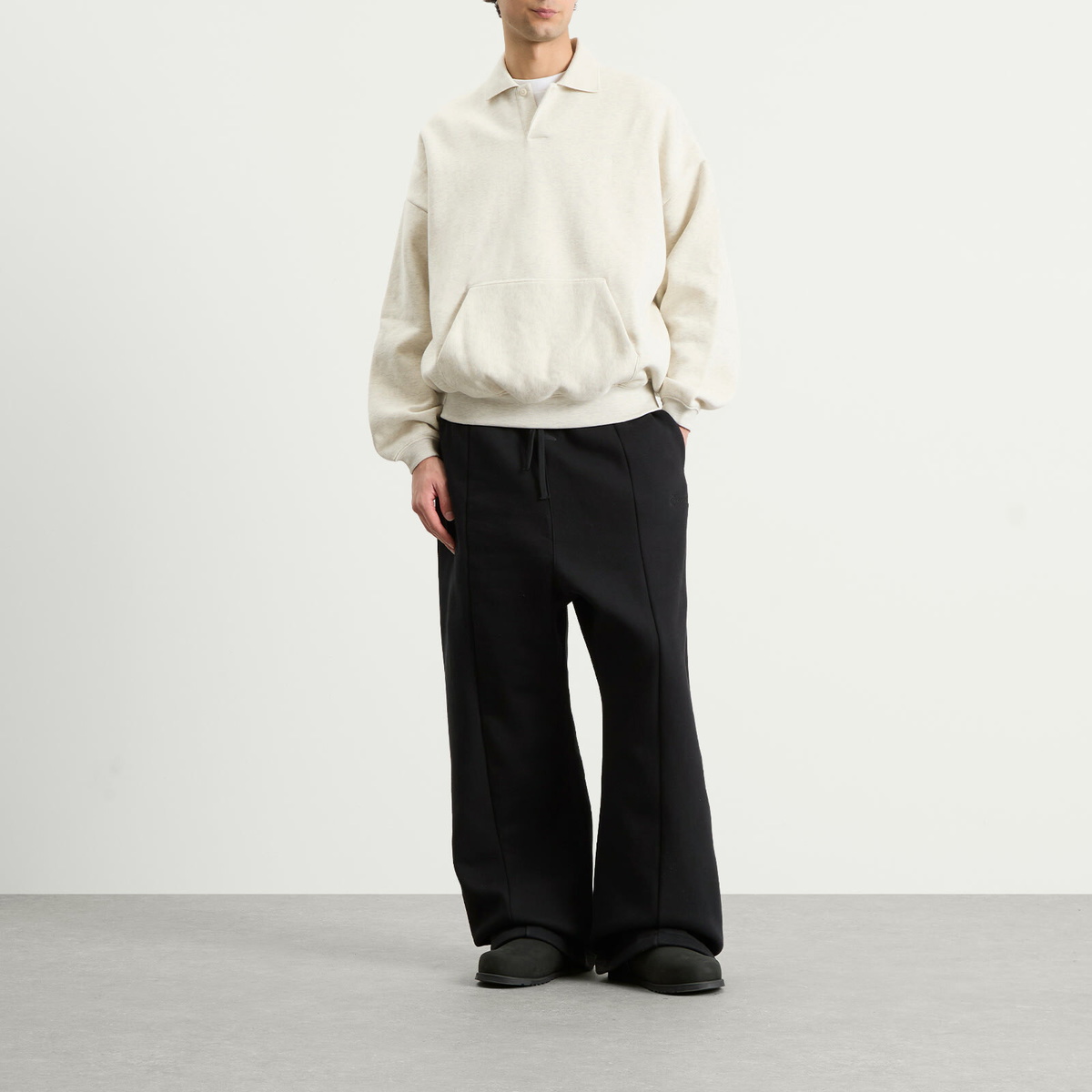 Fear of God ESSENTIALS Men's Signature 90s Polo Sweatshirt in Oatmeal Heather
