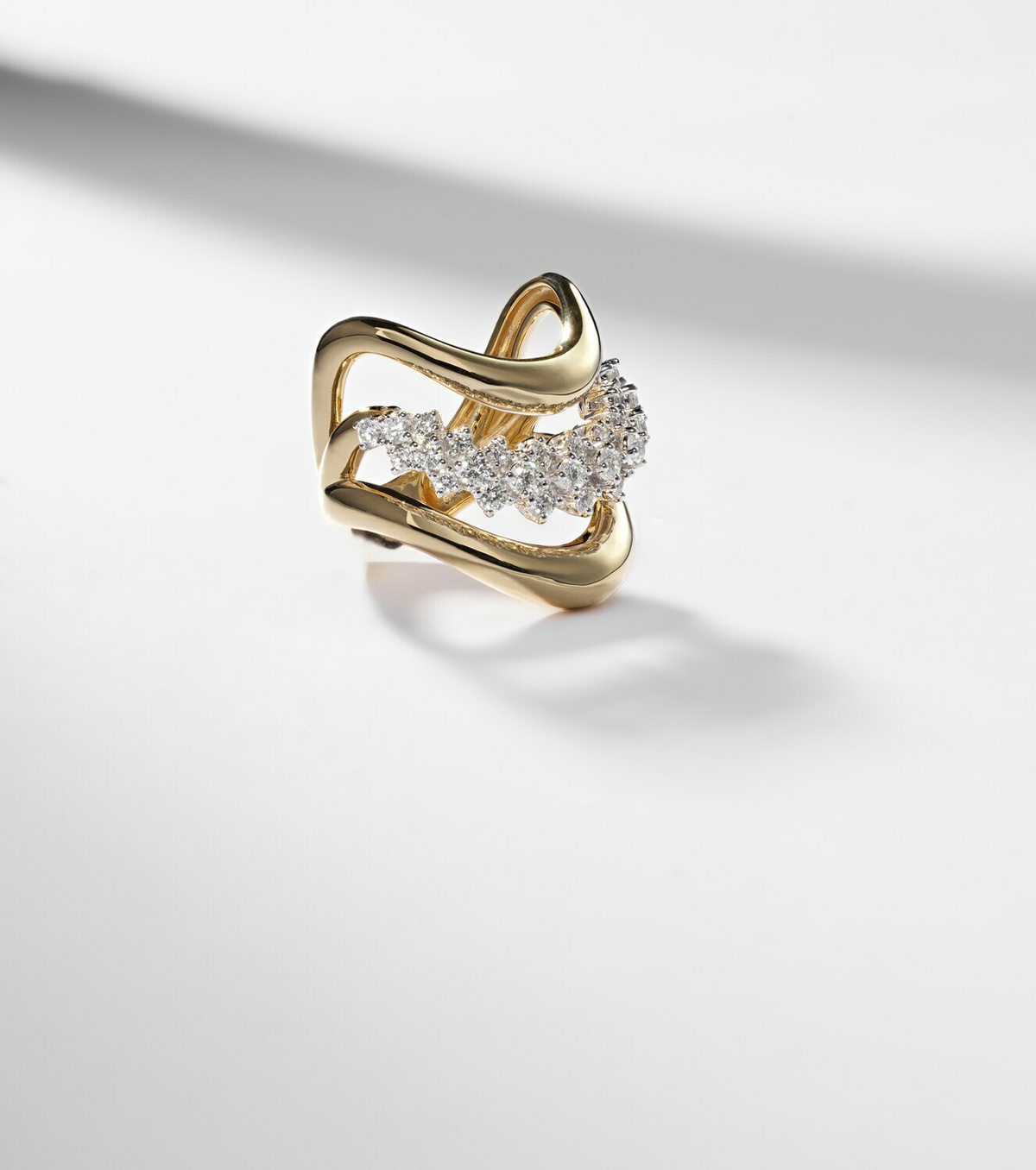 Yeprem Golden Strada 18kt gold ring with diamonds