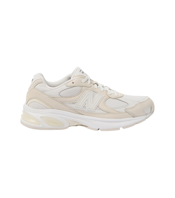 Photo: Comme des Garçons Homme x New Balance 2010 leather-trimmed sneakers