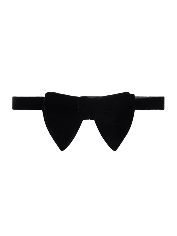 Photo: TOM FORD - Velvet Bow Tie