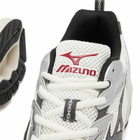 Mizuno MXR Sneakers in Snow White/Magnet/Silver