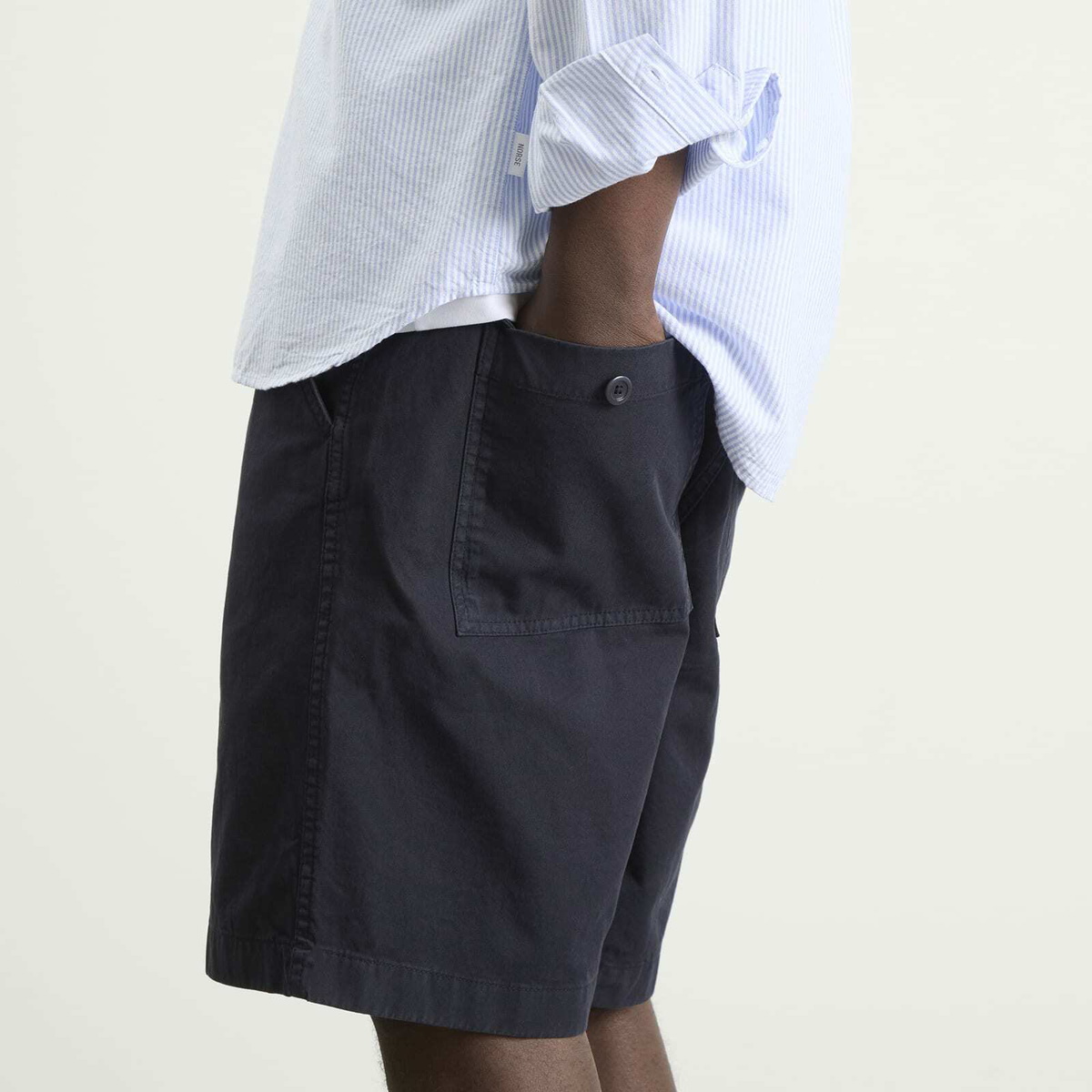 Norse Projects Men's Kvitfell Relaxed Twill Shorts in Dark Navy