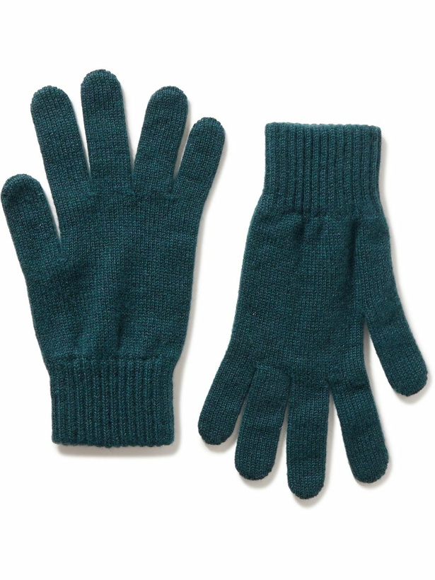 Photo: Johnstons of Elgin - Cashmere Gloves