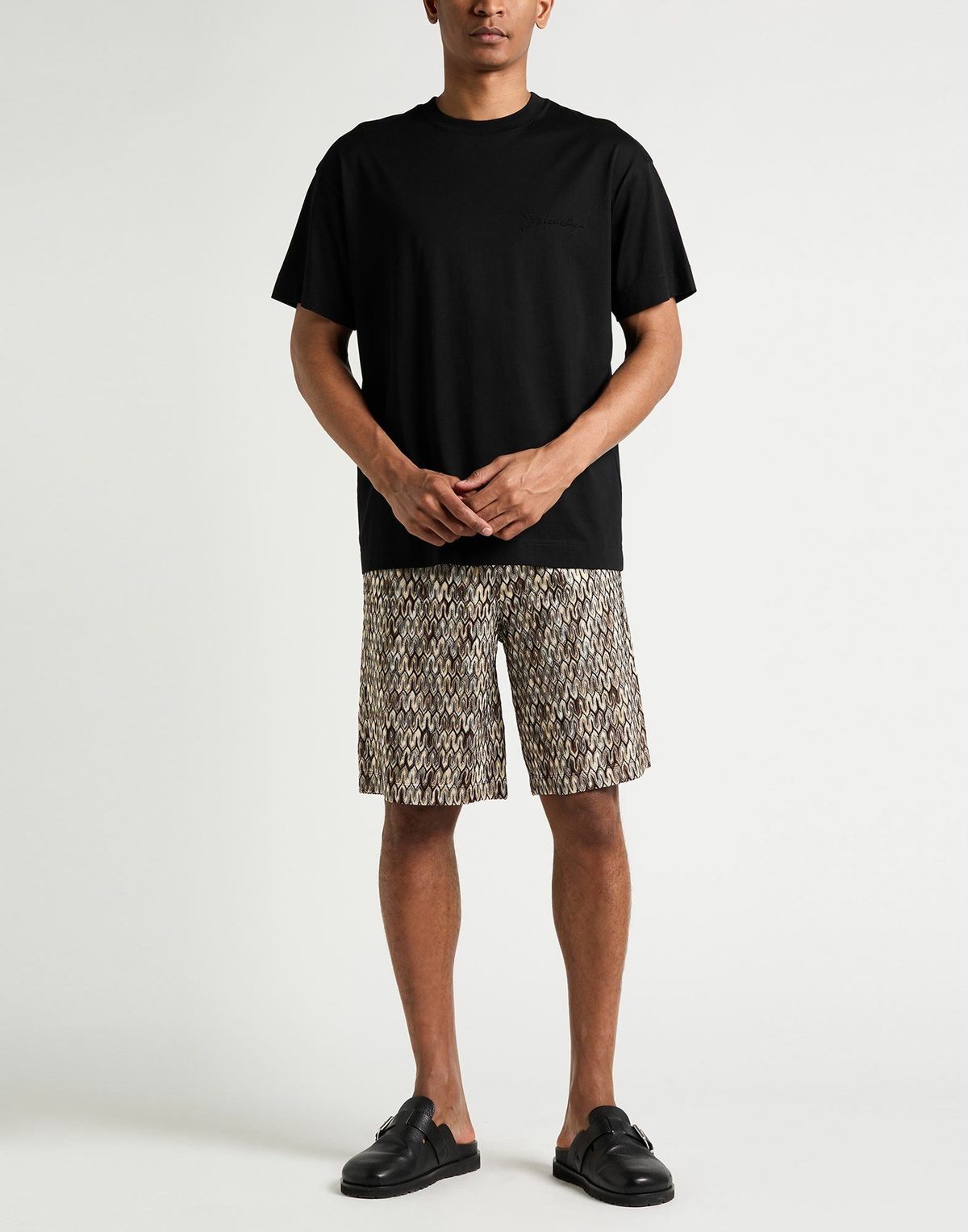 Givenchy Mens T-shirt in Black