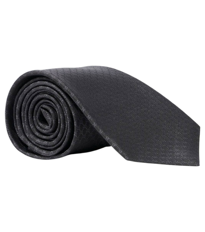 Photo: Gucci GG silk jacquard tie