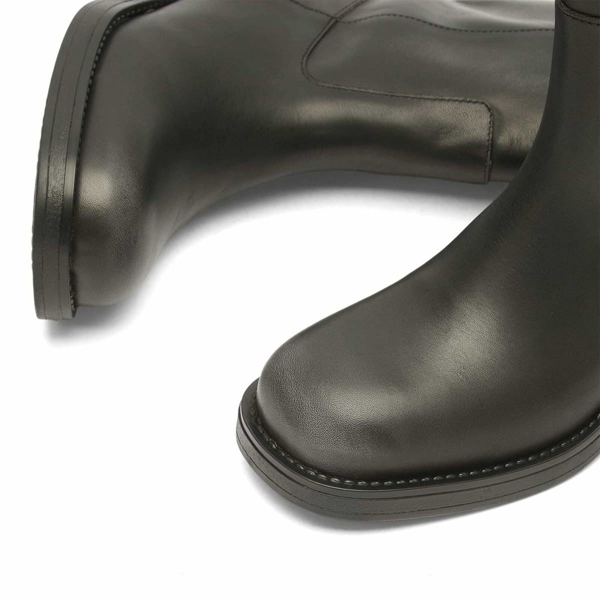ALOHAS Women's Sajan Leather Boots- in Black