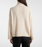 Brunello Cucinelli Cashmere turtleneck sweater