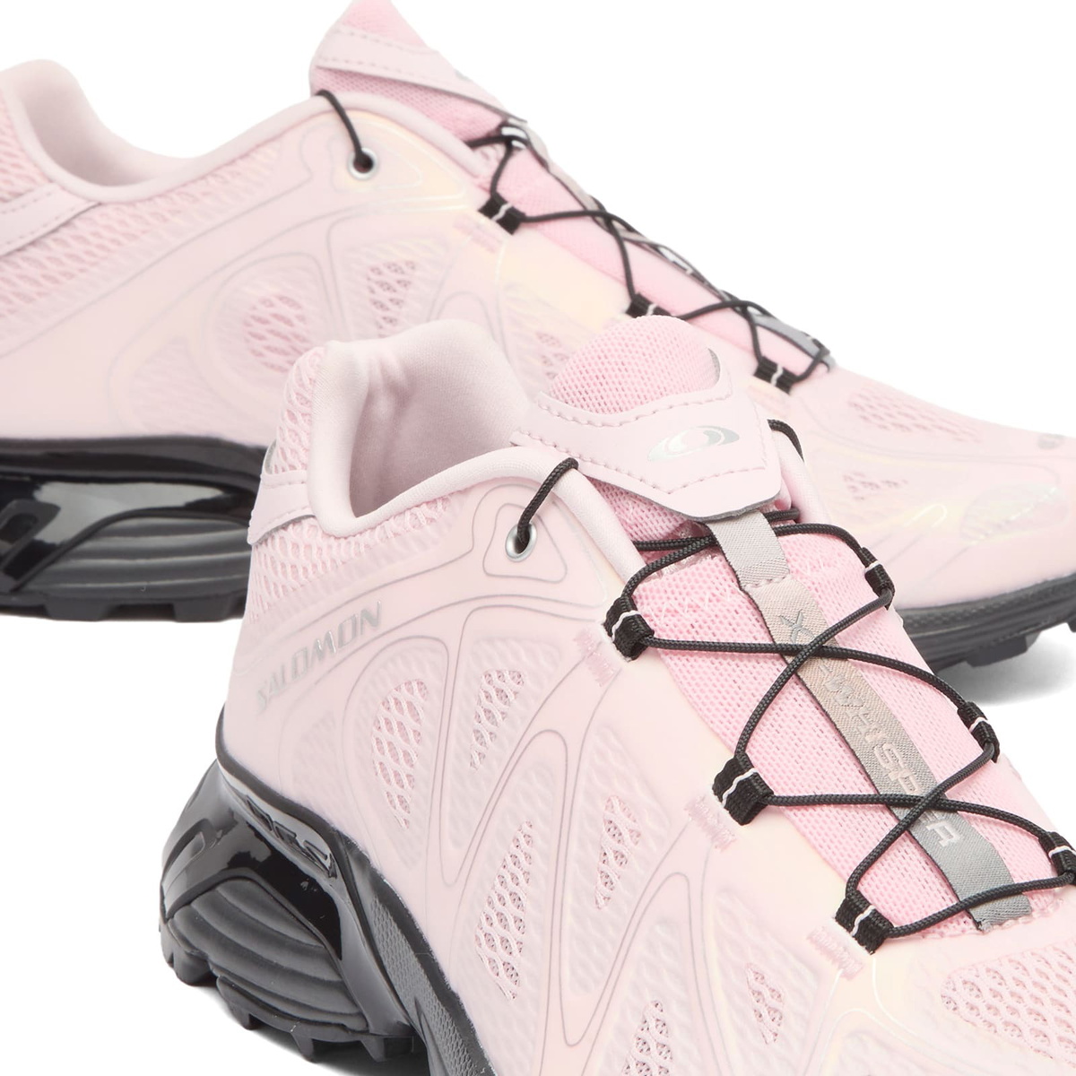 Salomon Women's XT-WHISPER VOID Sneaker in Icy Pink/Black/Ftw Silver