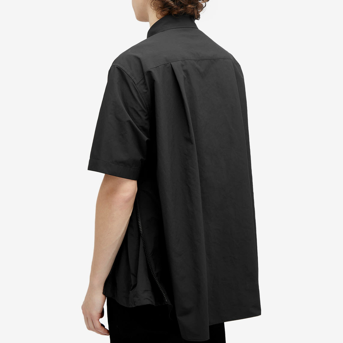 Sacai Men's Matte Taffeta Zip Short Sleeve Shirt in Black Sacai