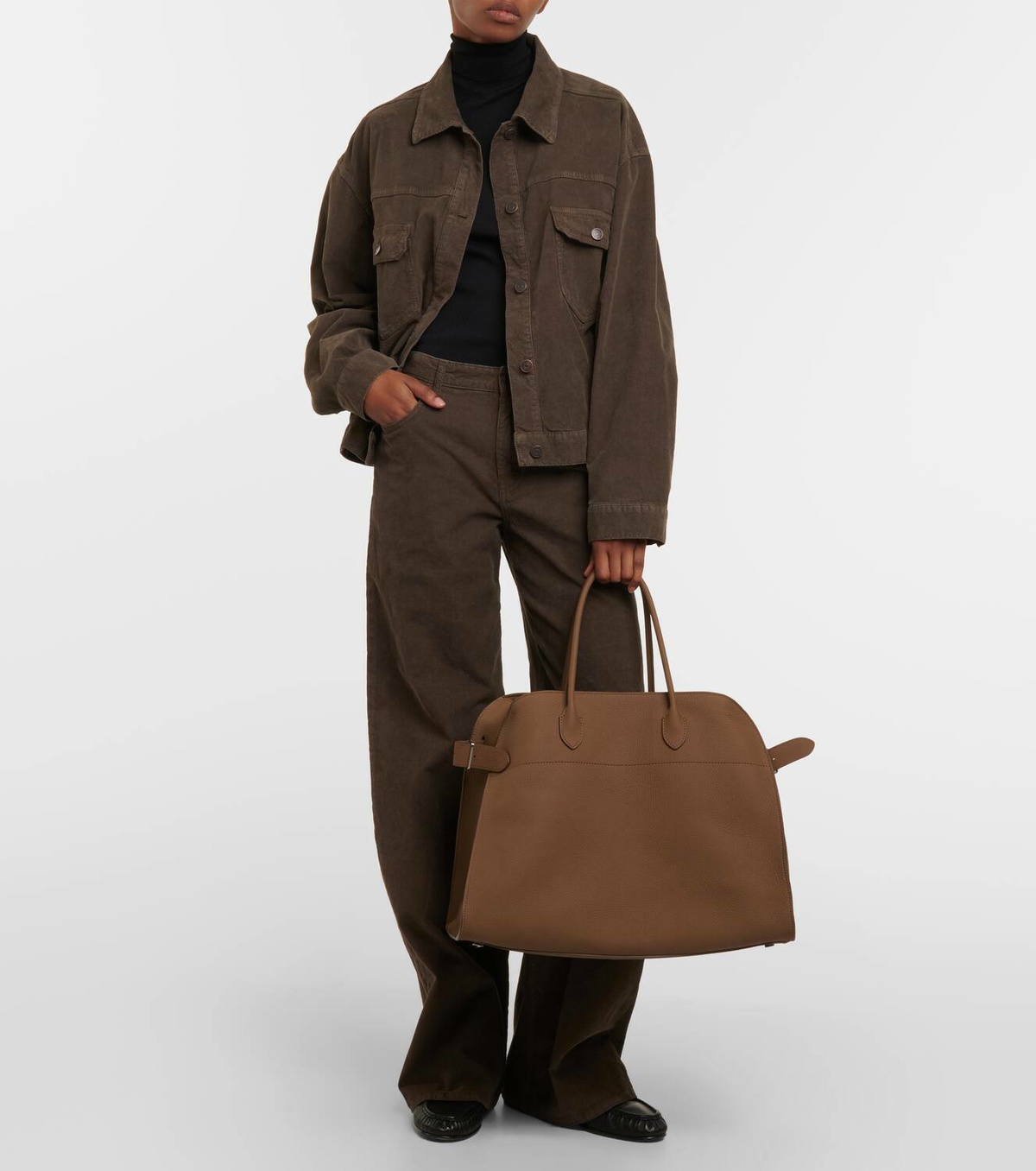 The Row Soft Margaux 17 レザーバッグ レディース Soft Margaux 17 バッグ レザー タン – The Row