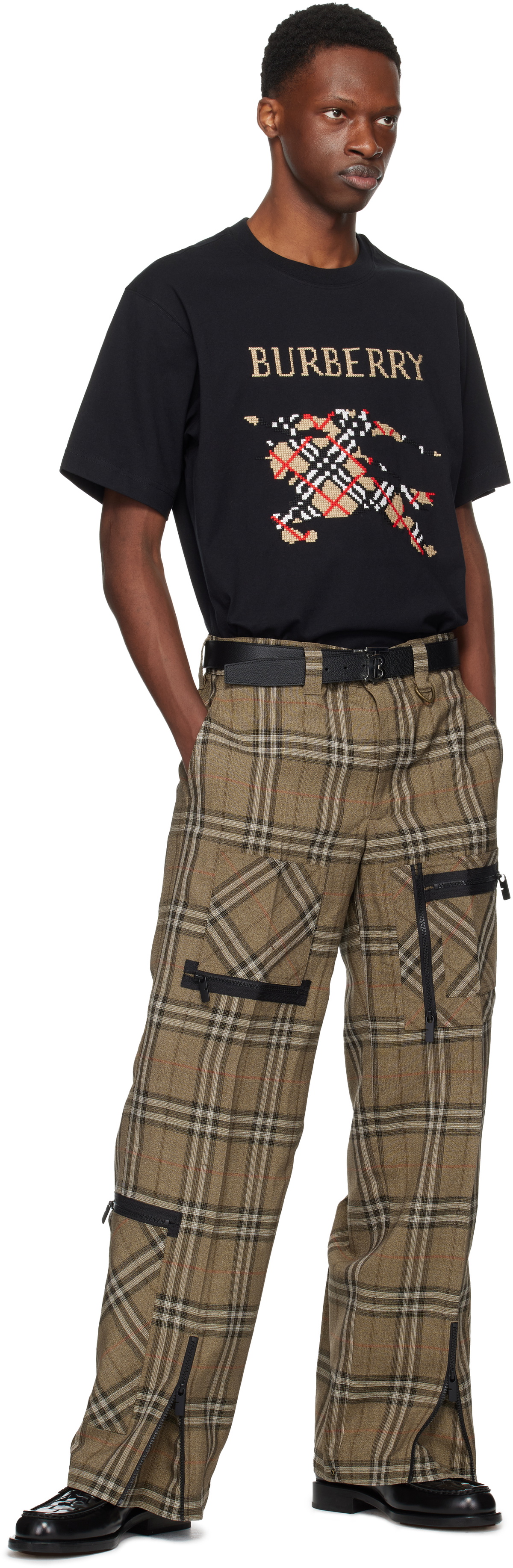 Burberry ブラック Cross Stitch EKD コットン Tシャツ Burberry Black Cross Stitch EKD​ Cotton T-shirt Burberry