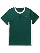 Nike Tennis - NikeCourt Advantage Slim-Fit Dri-FIT Mesh Half-Zip Tennis T-Shirt - Green