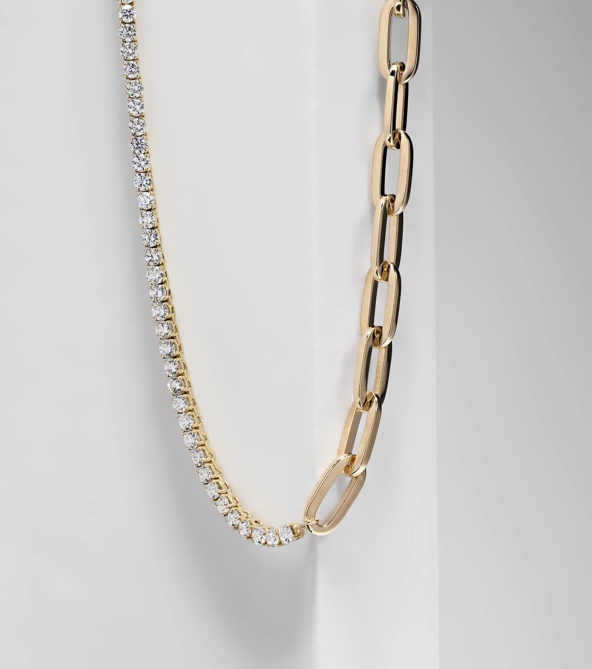Bucherer Fine Jewellery 18kt gold chain necklace with diamonds