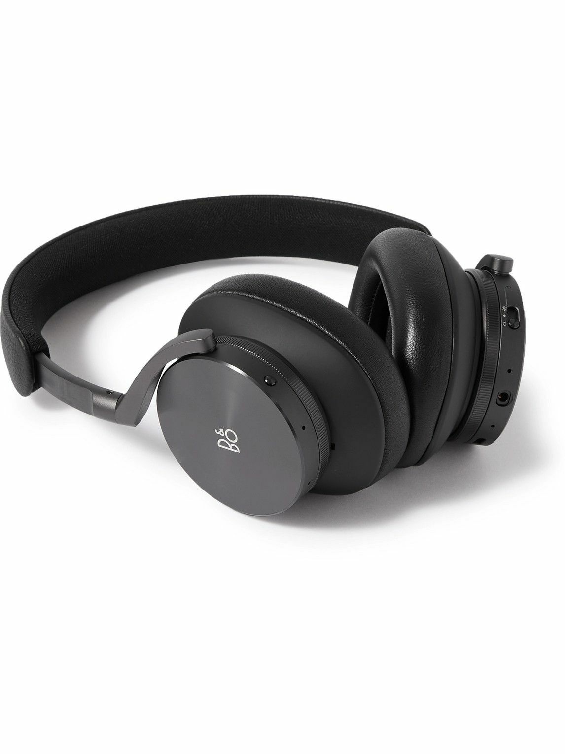 Photo: Bang & Olufsen - Beoplay H95 Leather Wireless Headphones