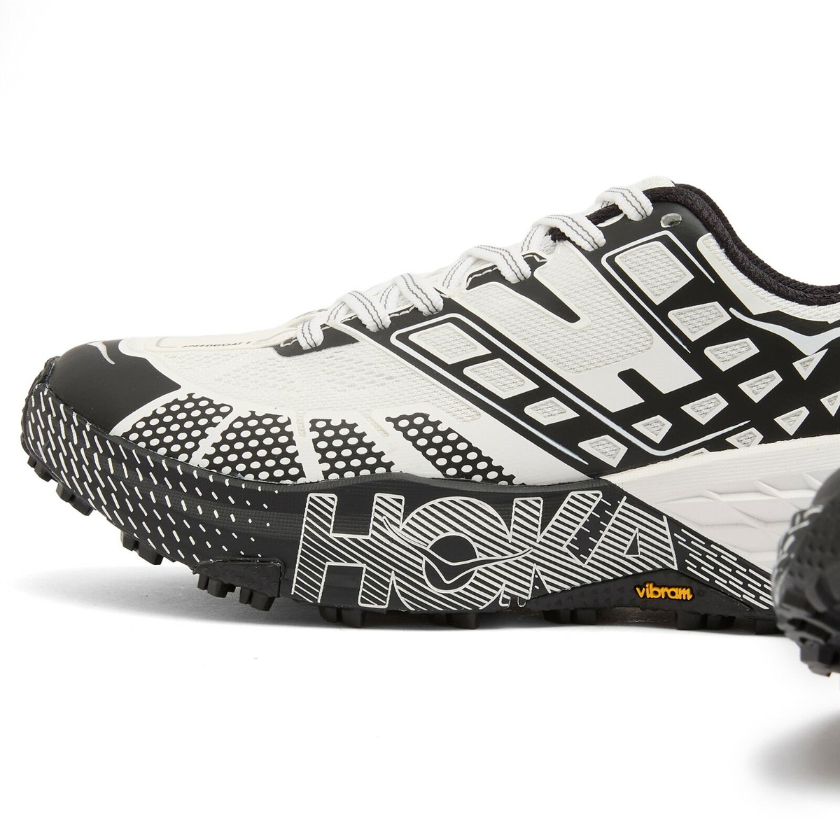 HOKA ONE ONE U Speedgoat 2 Sneaker in Black/Frost