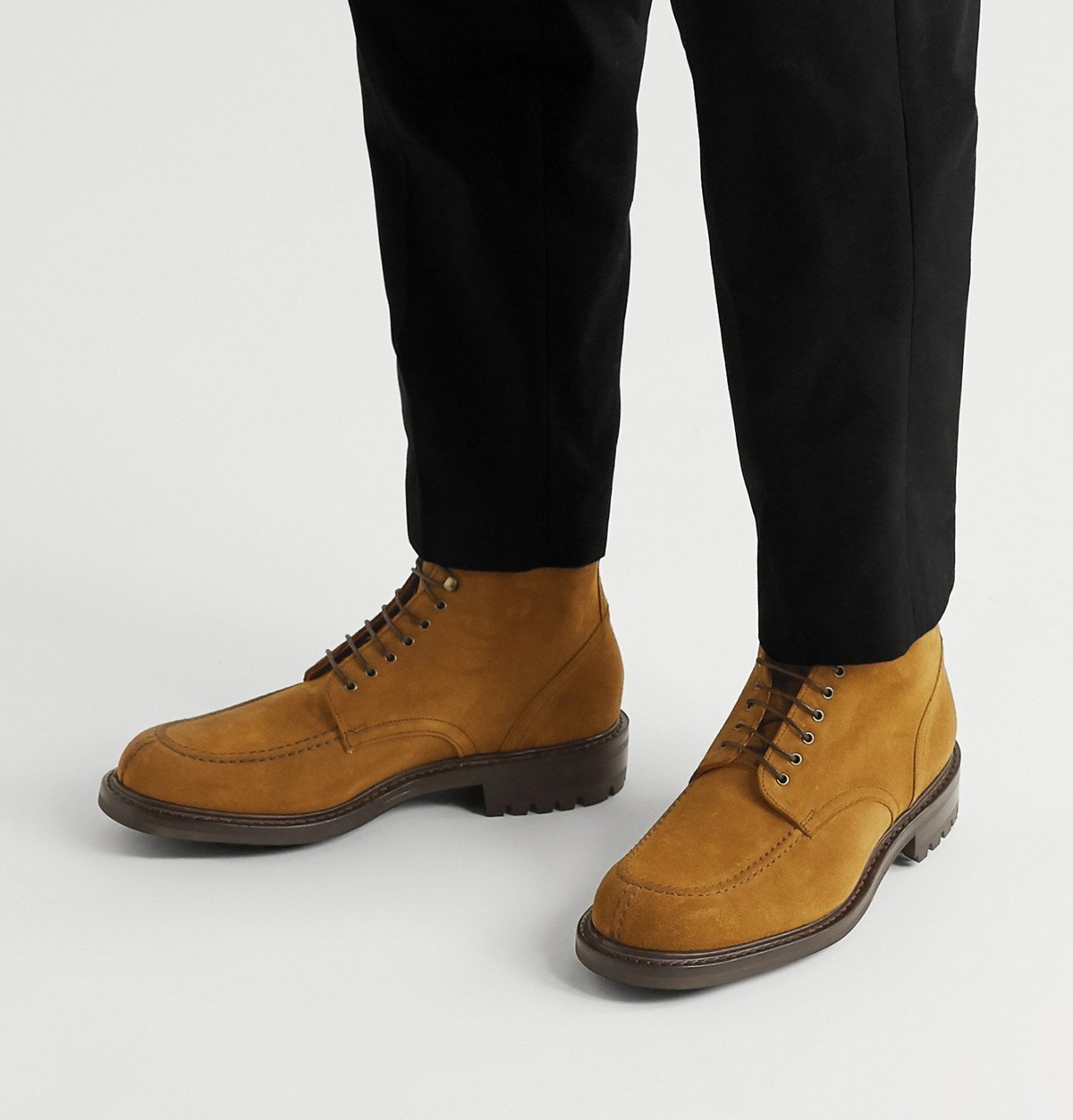 MR P. Larry Split-Toe Regenerated Suede by evolo® Chukka Boots for Men