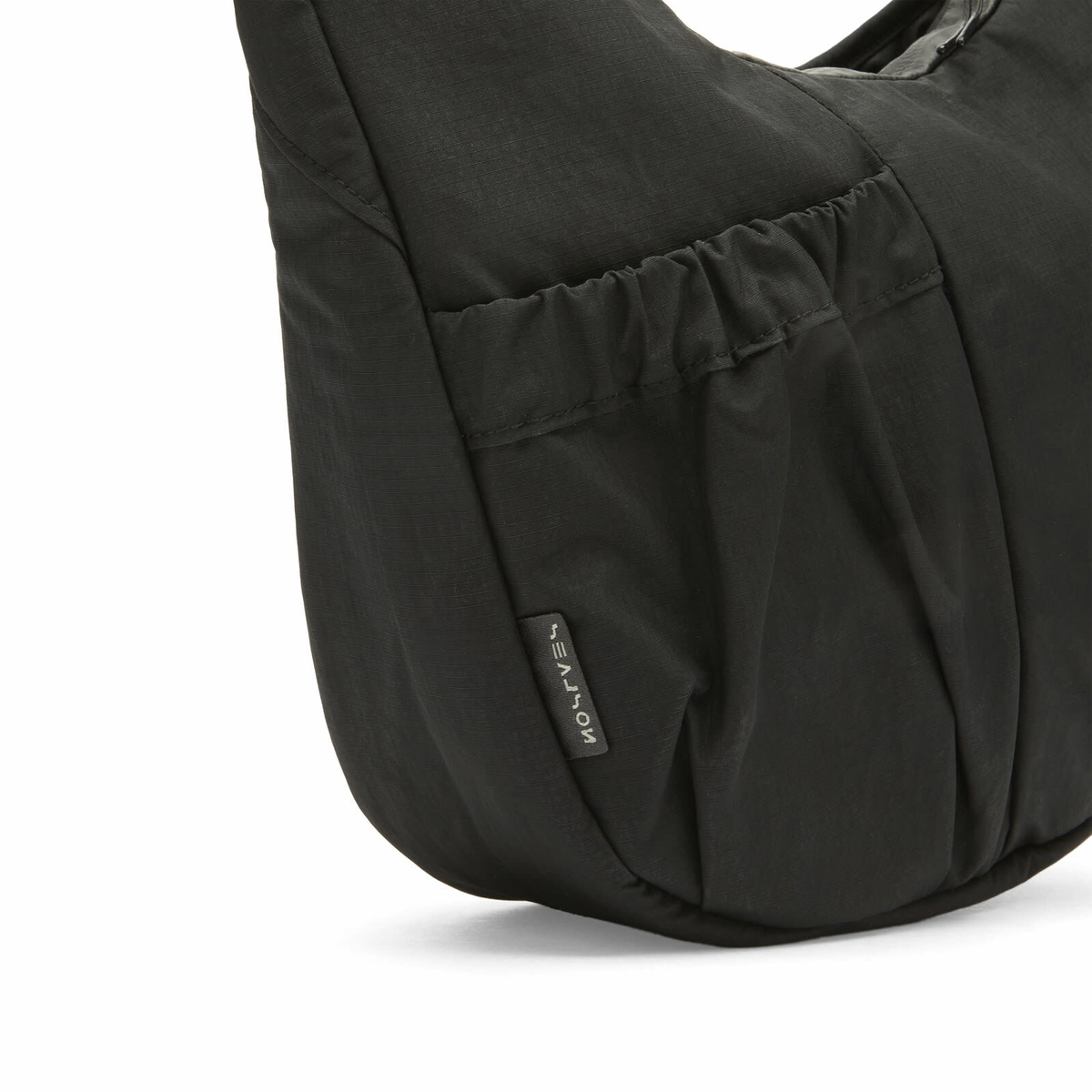 SEALSON M1 Cross Body Bag in Black 