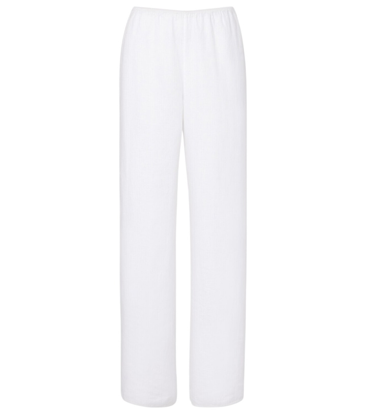 Photo: Dôen Lavon linen straight pants