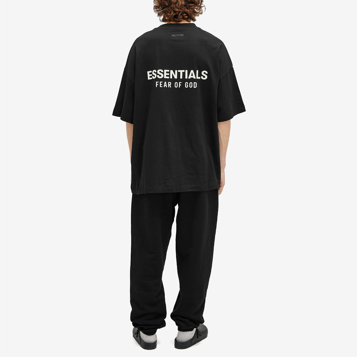 【FEAR OF GOD】'ESSENTIALS' コアロゴ ジャージー Tシャツ Fear of God ESSENTIALS Men's Core Logo Jersey T-Shirt in