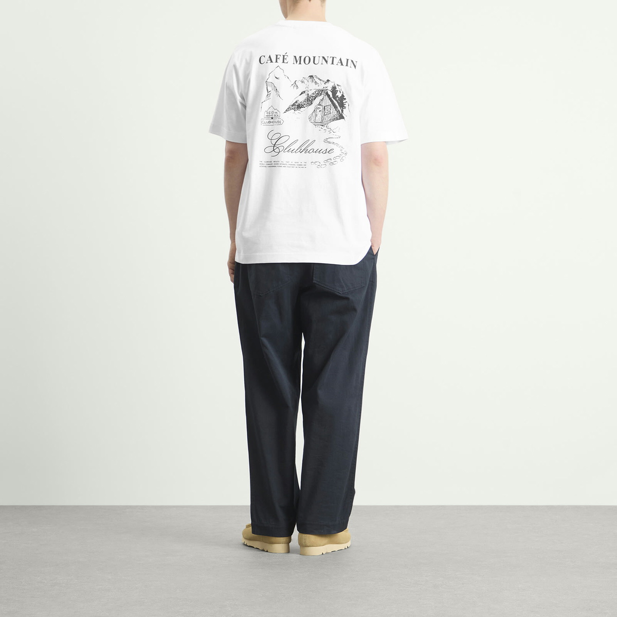 Café Mountain Men's Refuge T-Shirt in Natural/Aubergine