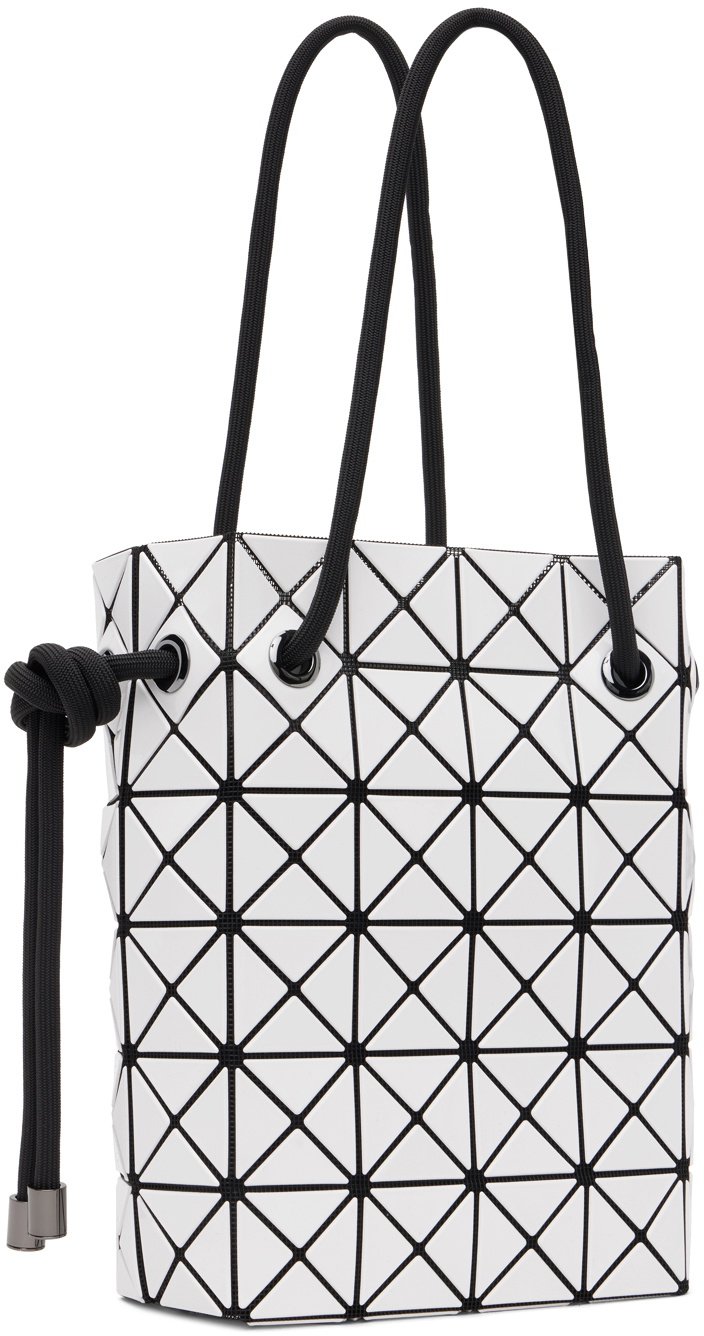 バッグ・カバンその他 BAO BAO ISSEY MIYAKE 'Wring' bucket bag White Bao Bao Issey Miyake Wring Bucket Bag | White | FARFETCH