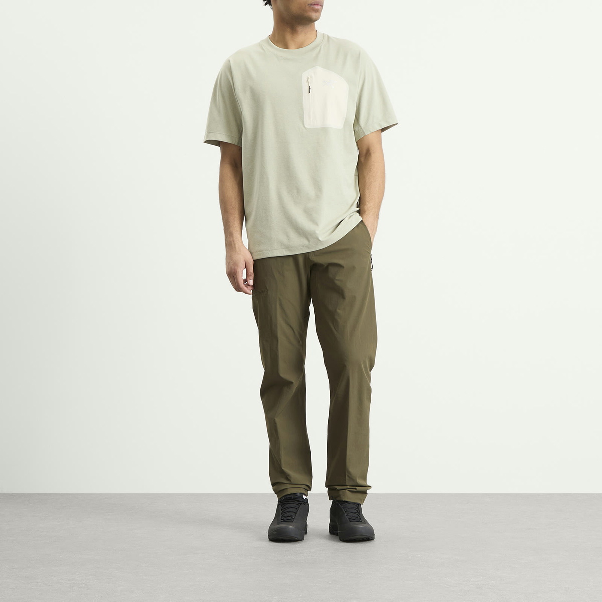 Arc'teryx Men's Konseal Pocket T-Shirt in Habitat/Sea Salt