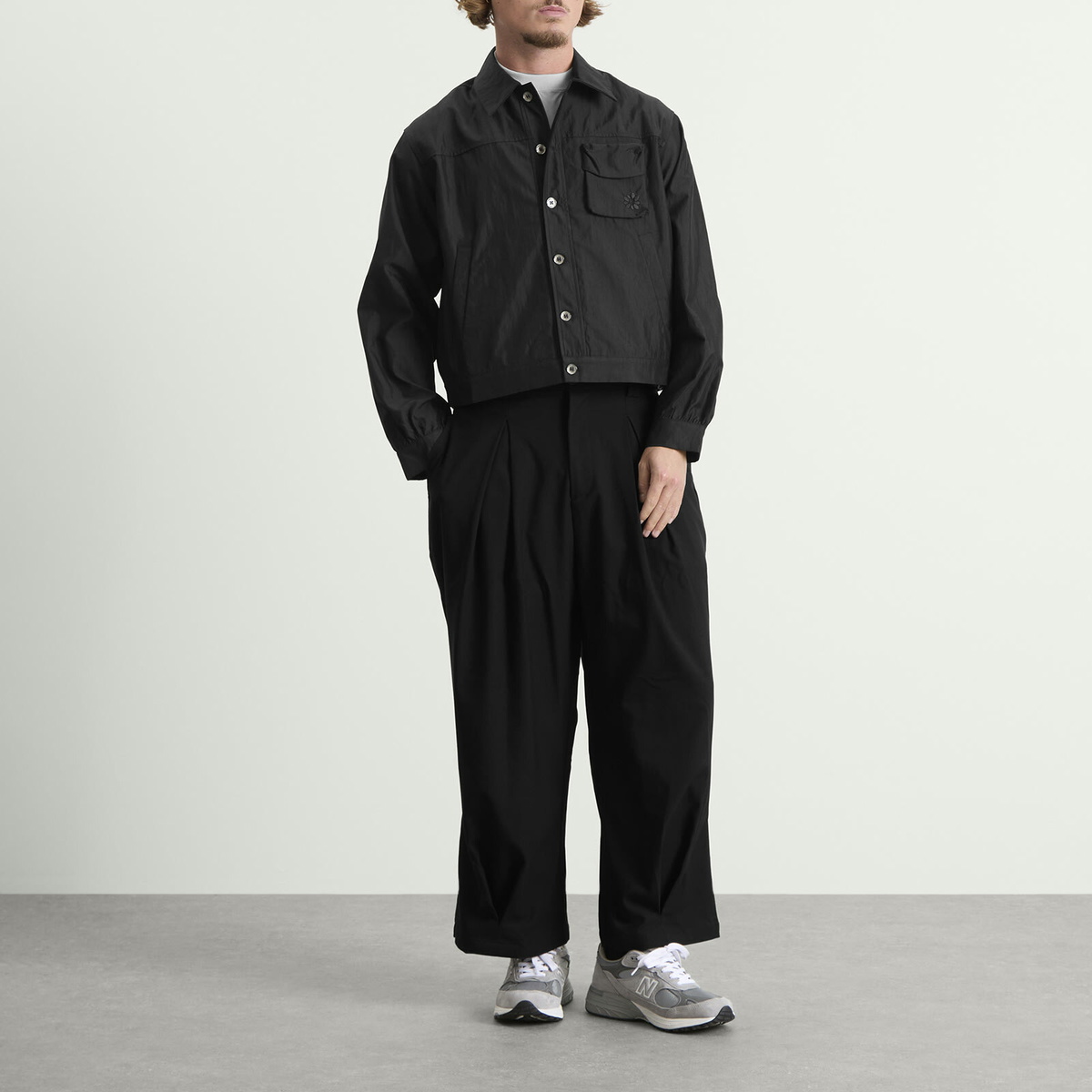 Anglan Men's Valley Tuck Trousers in Black