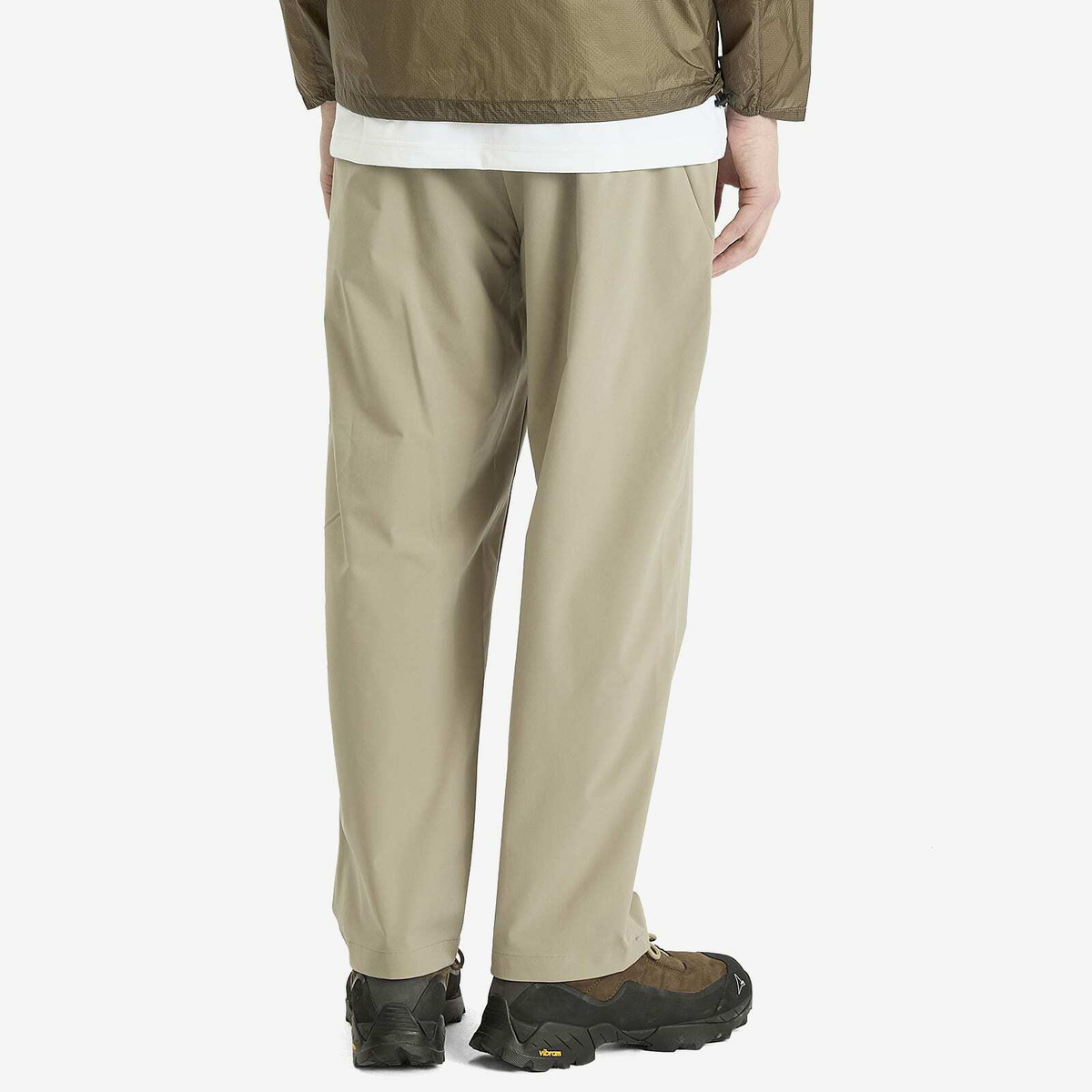 Goldwin Men's One Tuck Tapered Light Trousers in Clay Beige Goldwin