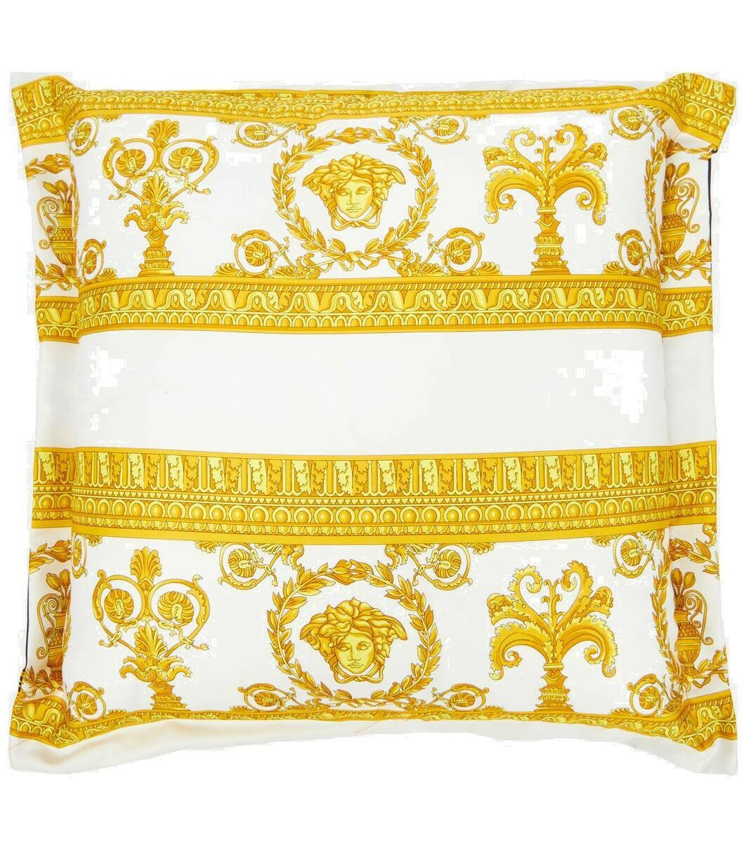 Photo: Versace Home Baroque reversible cotton cushion